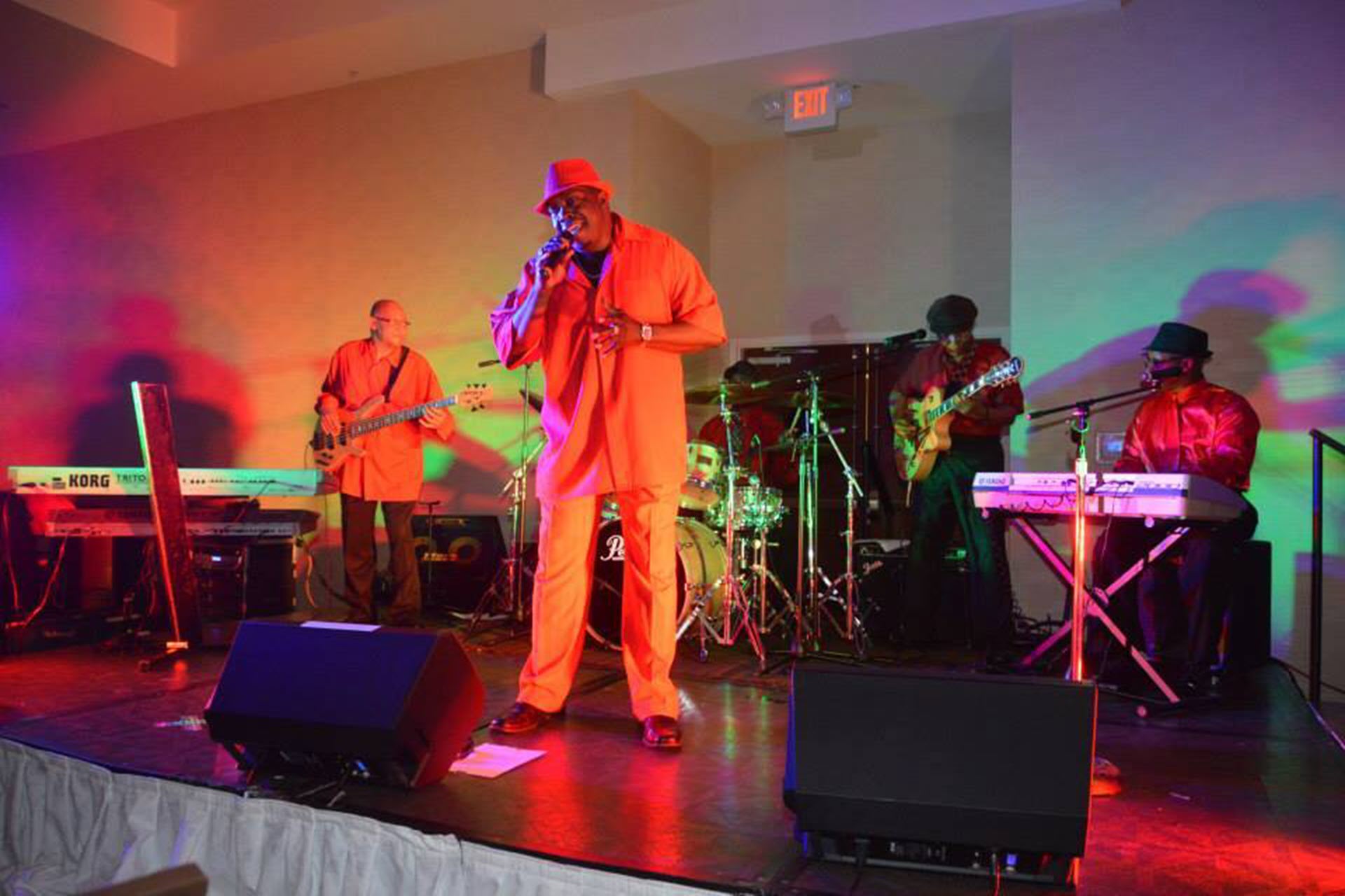 Moetowne Alex & The Nightview Band